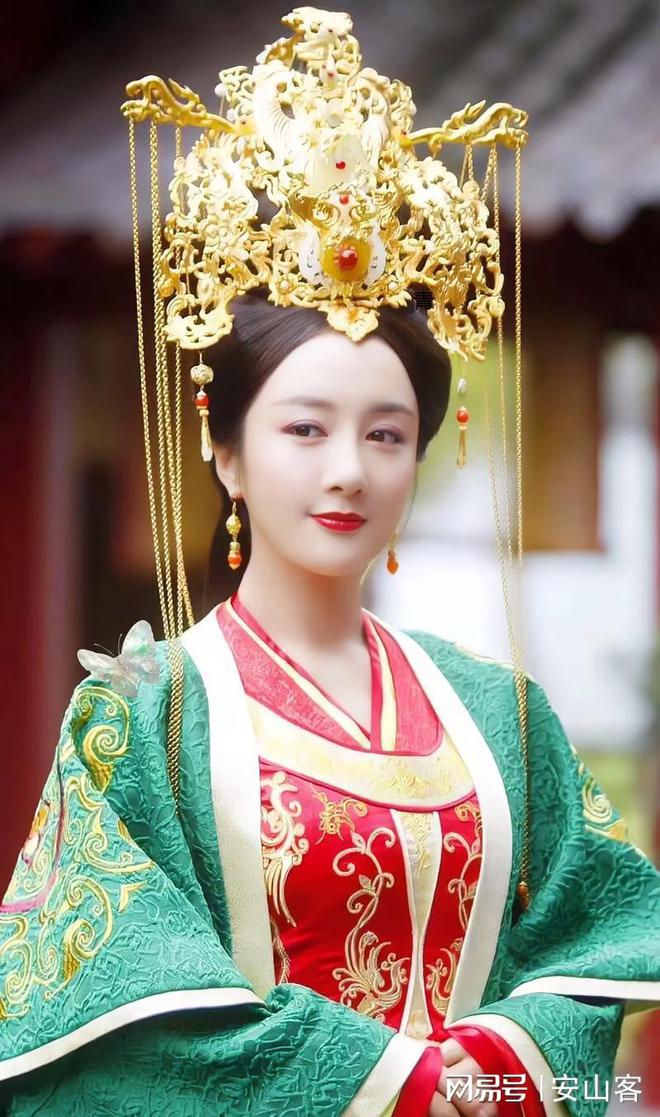 滿族明星，璀璨藝術(shù)星辰的閃耀之路