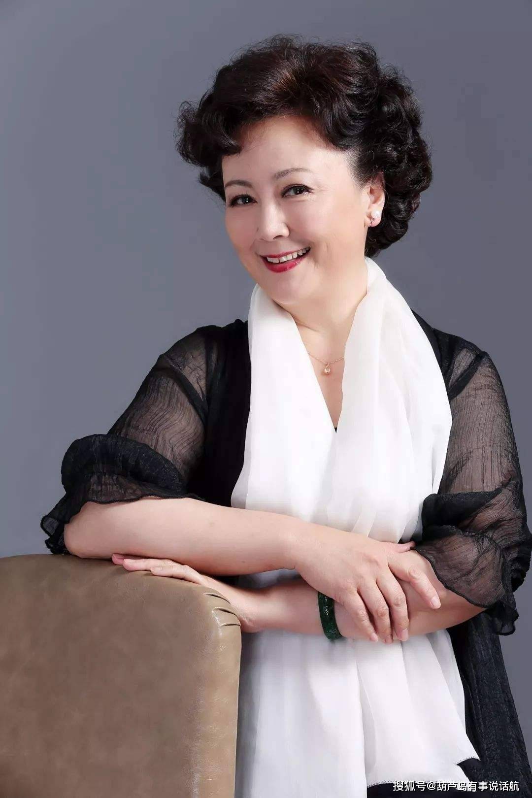 演員趙靜，演藝之路探尋與特色小店的獨特魅力