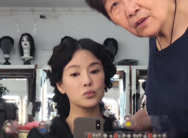 演員陳佳怡的彩色生活紀實