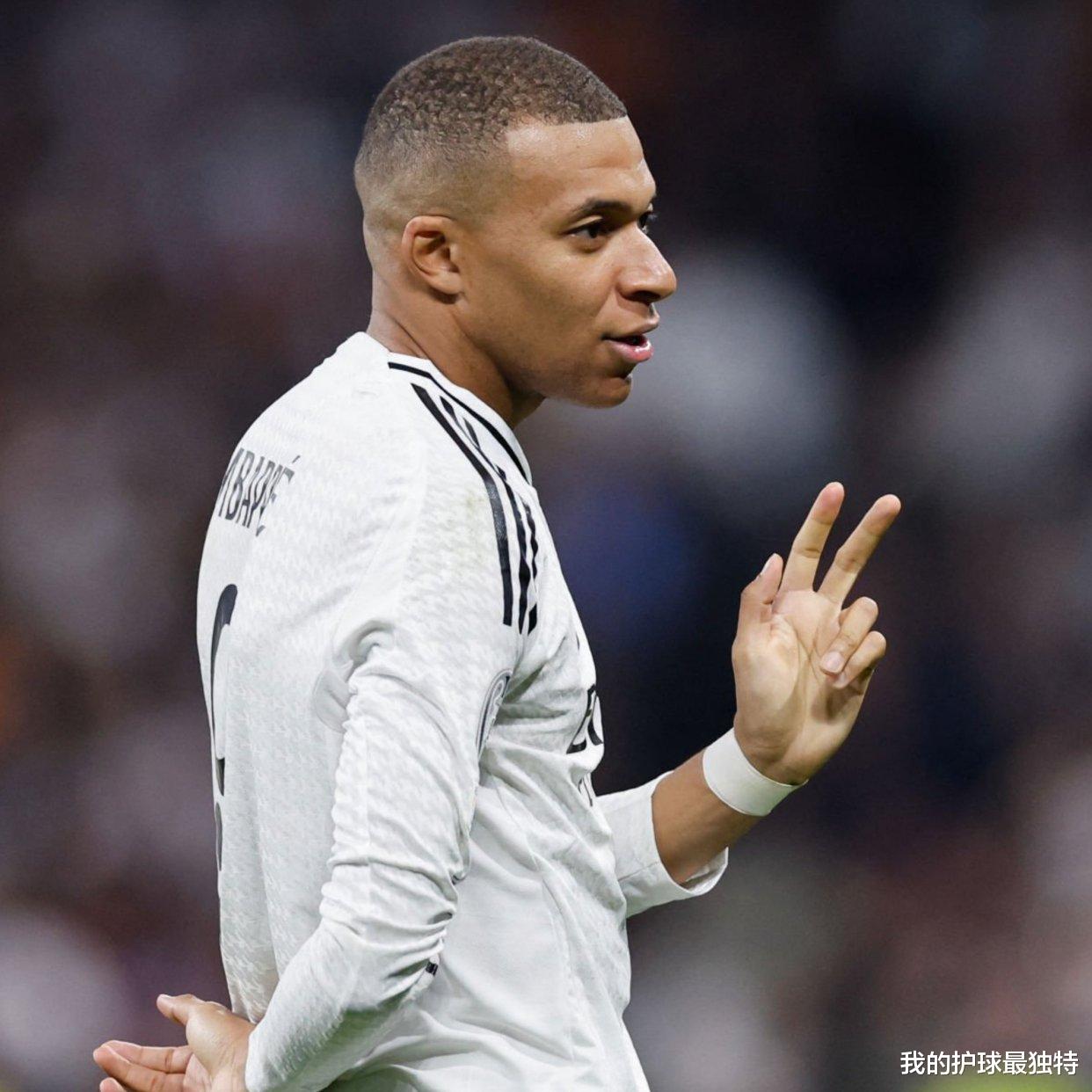 姆巴佩的最新動態，足壇新星閃耀之路