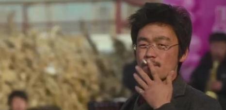 深度解讀電影局外人背后的故事