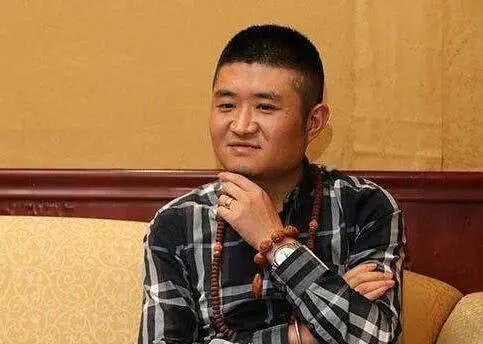 相聲演員苗阜，幽默舞臺上的魅力之魂