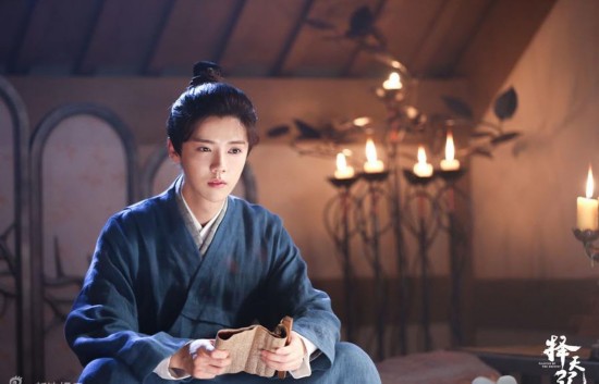 擇天記最新篇章揭秘，科技新品閃耀登場，感受未來生活新紀元魅力！