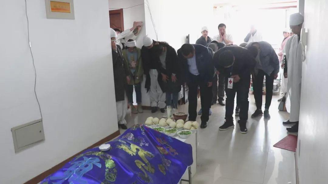 巷弄深處的排球熱血，小集體的力量與故事