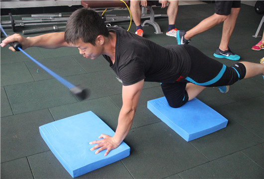 揭秘健身比賽,爭奪百萬獎金,能否成為下一個冠軍富翁?