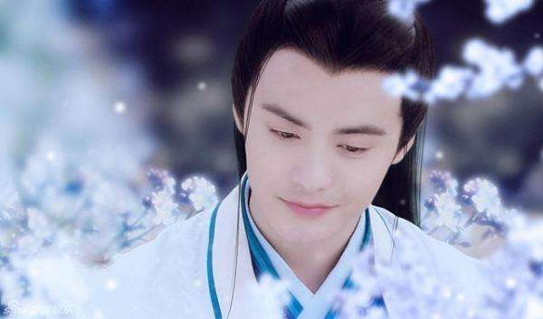 古裝男演員踏遍山河，探尋內(nèi)心寧靜之地