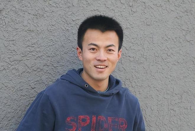 結巴演員的心靈之旅,尋找內心平靜的征途