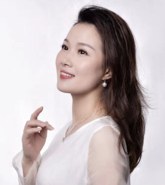 演員曉微，小巷深處的饕餮之旅