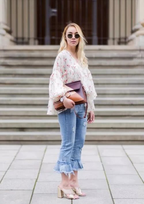 最新時尚牛仔褲展示，潮流趨勢與風格的深度探討