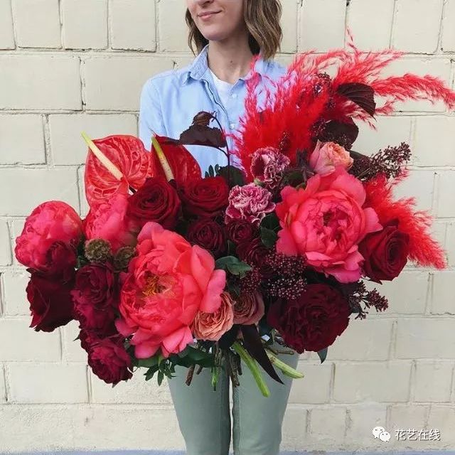 最新流行鮮花，自然美景之旅，尋找內心的平靜與喜悅