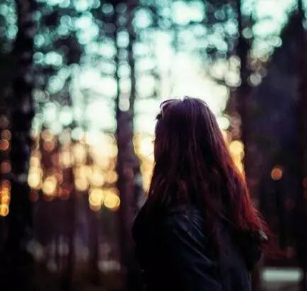 最新傷感蛻變，痛與喜的交織心語