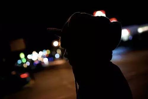 最新傷感蛻變,痛與喜的交織心語