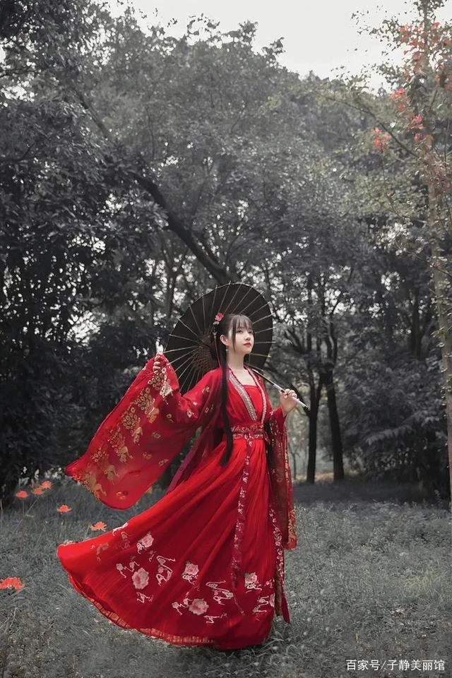 弱顏?zhàn)钚伦髌方颐兀尘啊⒅卮笫录c不可忽視的地位