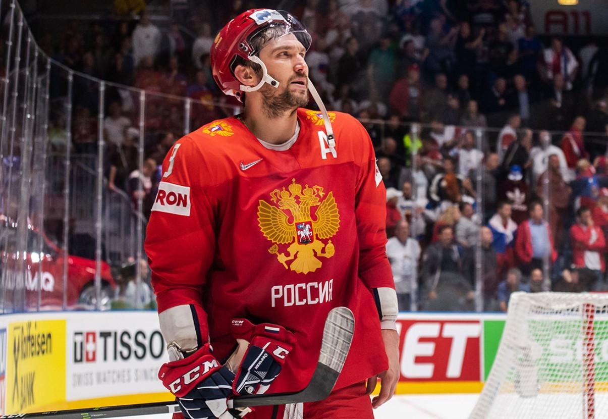 最新冰球桿科技革新，冰上王者之選