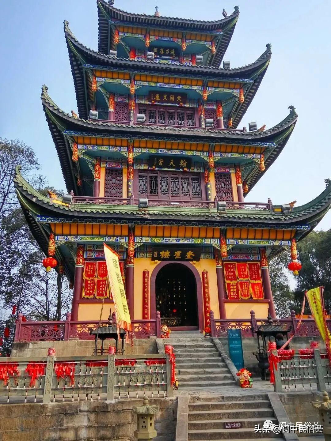 紫微最新卦，揭秘星宿運(yùn)勢，洞悉人生軌跡之謎