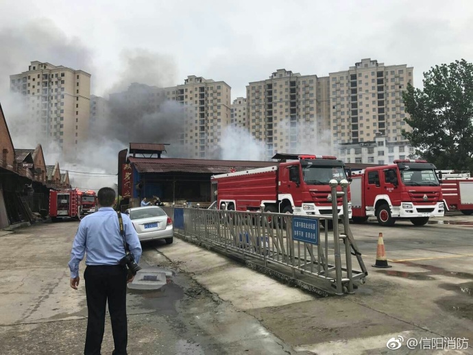 信陽死亡事件揭秘,聚焦科技之光,體驗(yàn)最新高科技產(chǎn)品