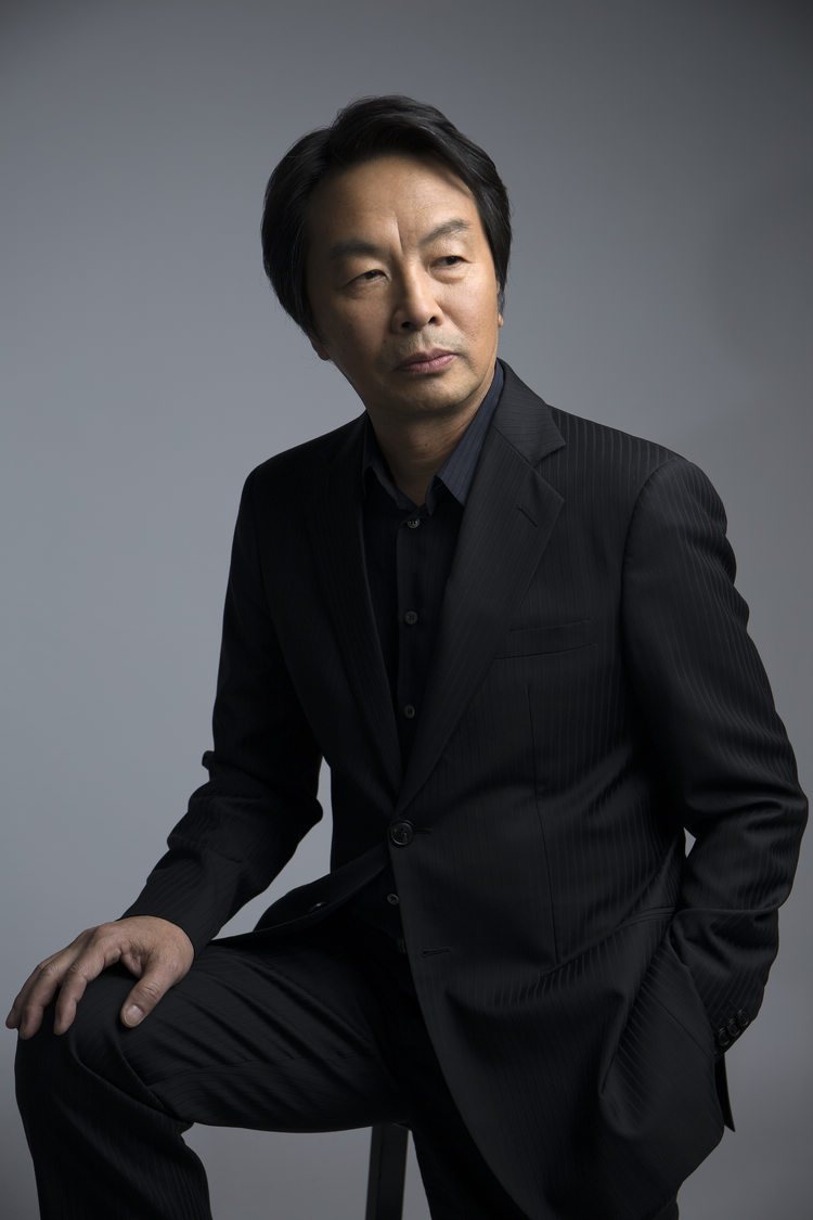 劉震云最新動(dòng)態(tài),探索文學(xué)與影視交融的新領(lǐng)域