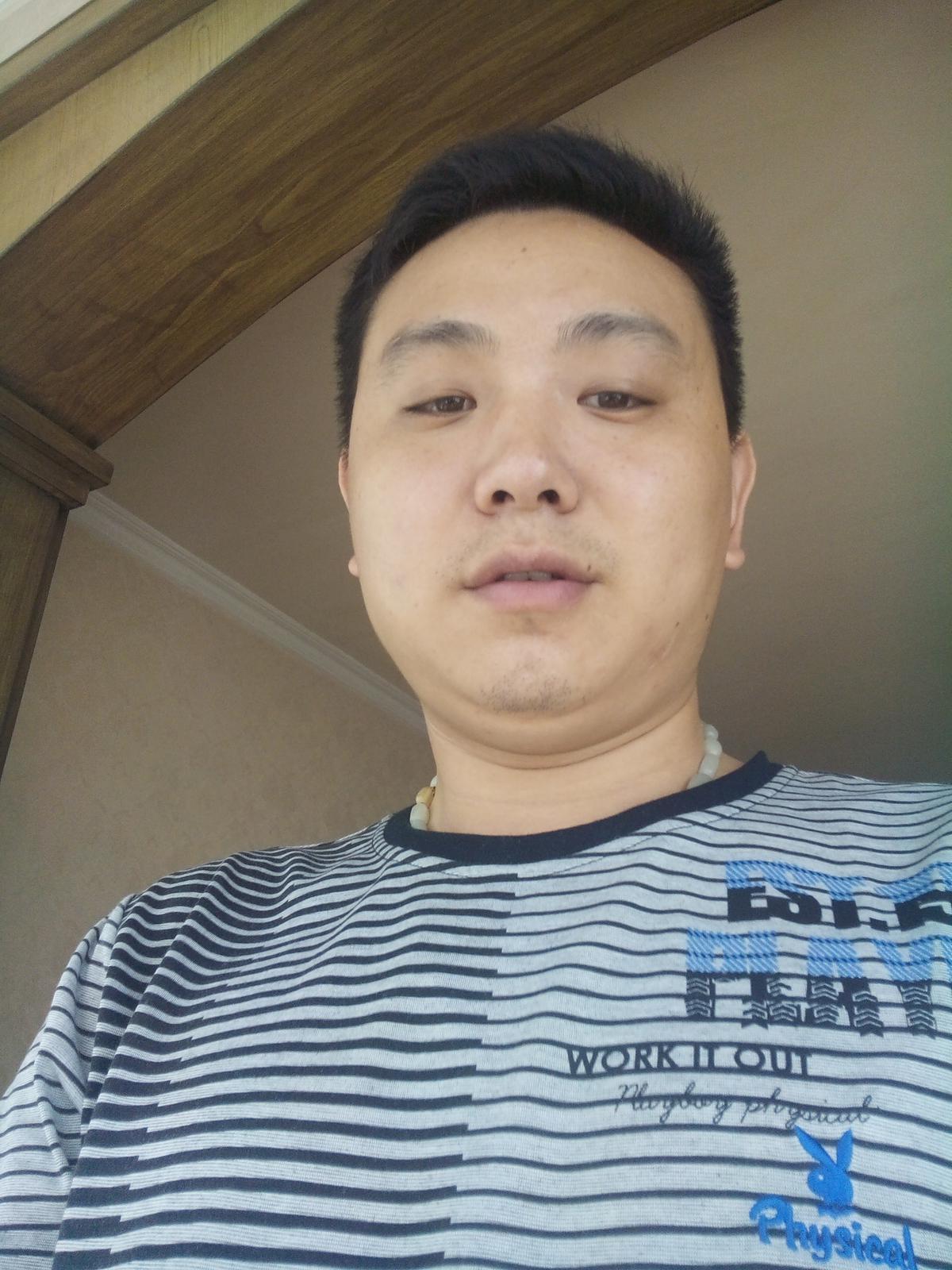 現代都市征婚男的新尋愛之旅