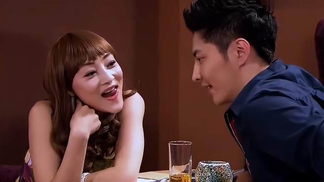 全網矚目!最新熱門視頻掀起炫酷熱潮!