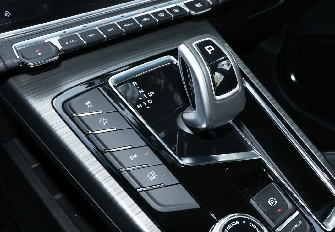 最新自動皮卡，自然美景的探索之旅