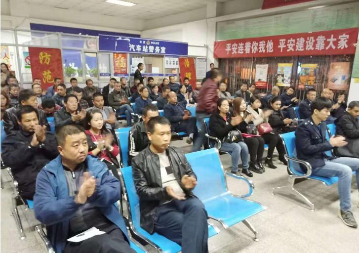 隴縣最新客運探索,小巷中的特色小店故事