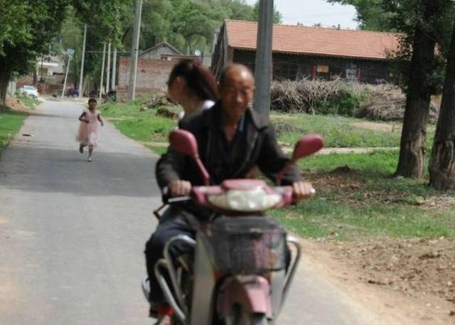 小穎最新時尚潮流探索前沿