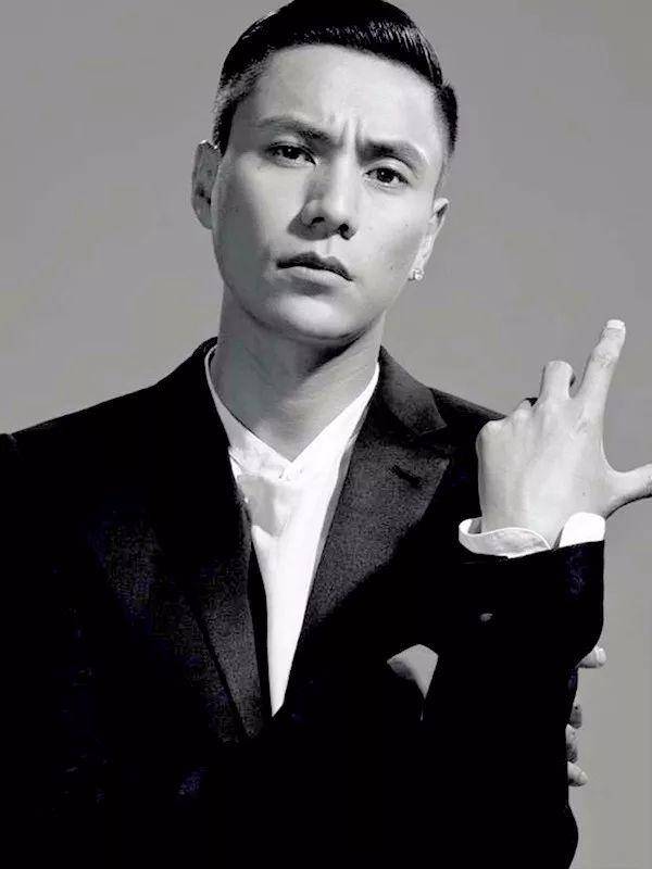 陳坤最新發型潮流指南，打造魅力發型的步驟與秘訣