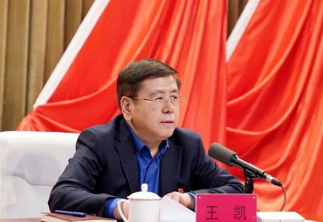 最新代省長的小巷美食探險之旅